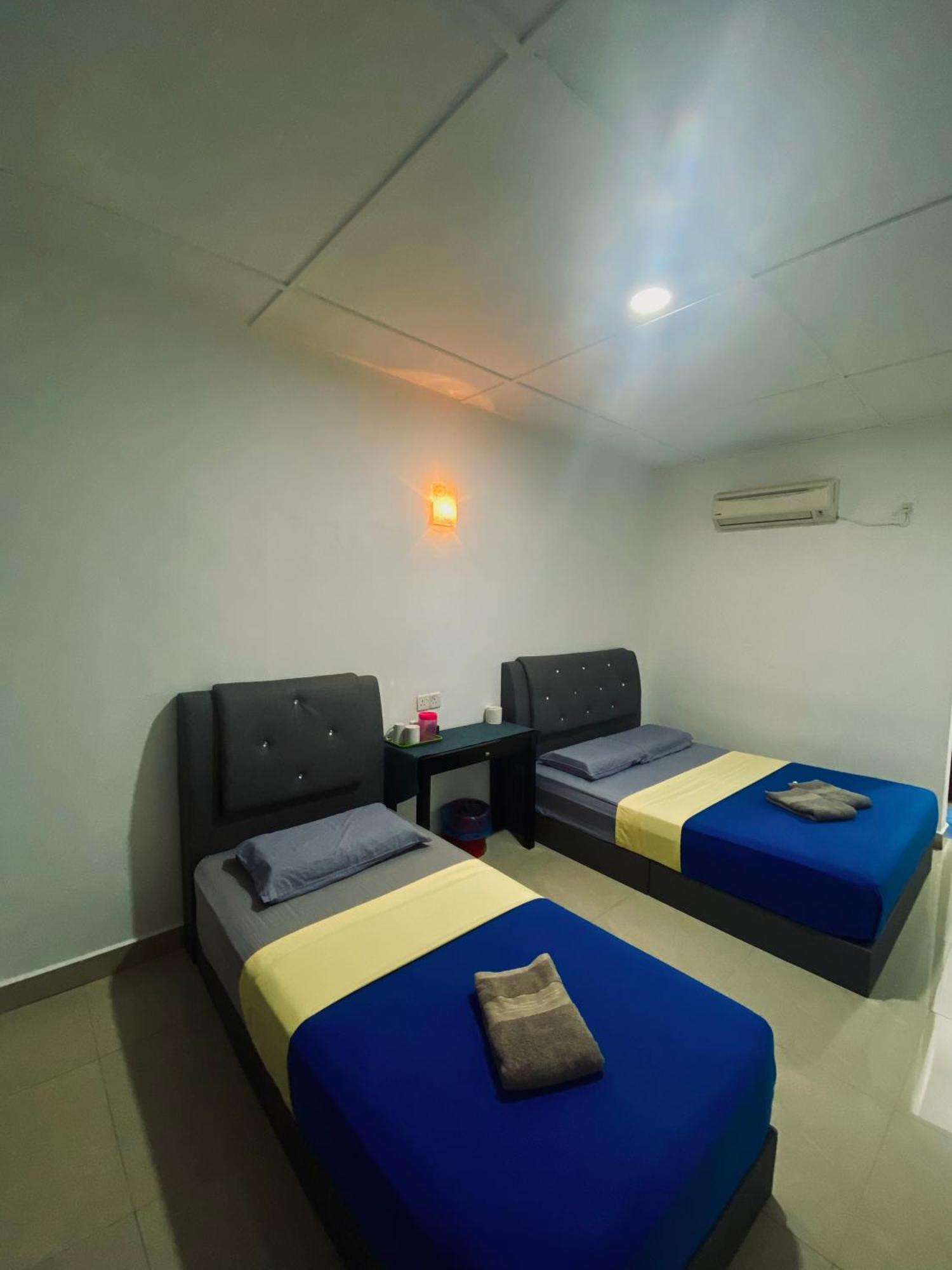 كُوالا تاهان Abot Guest House المظهر الخارجي الصورة